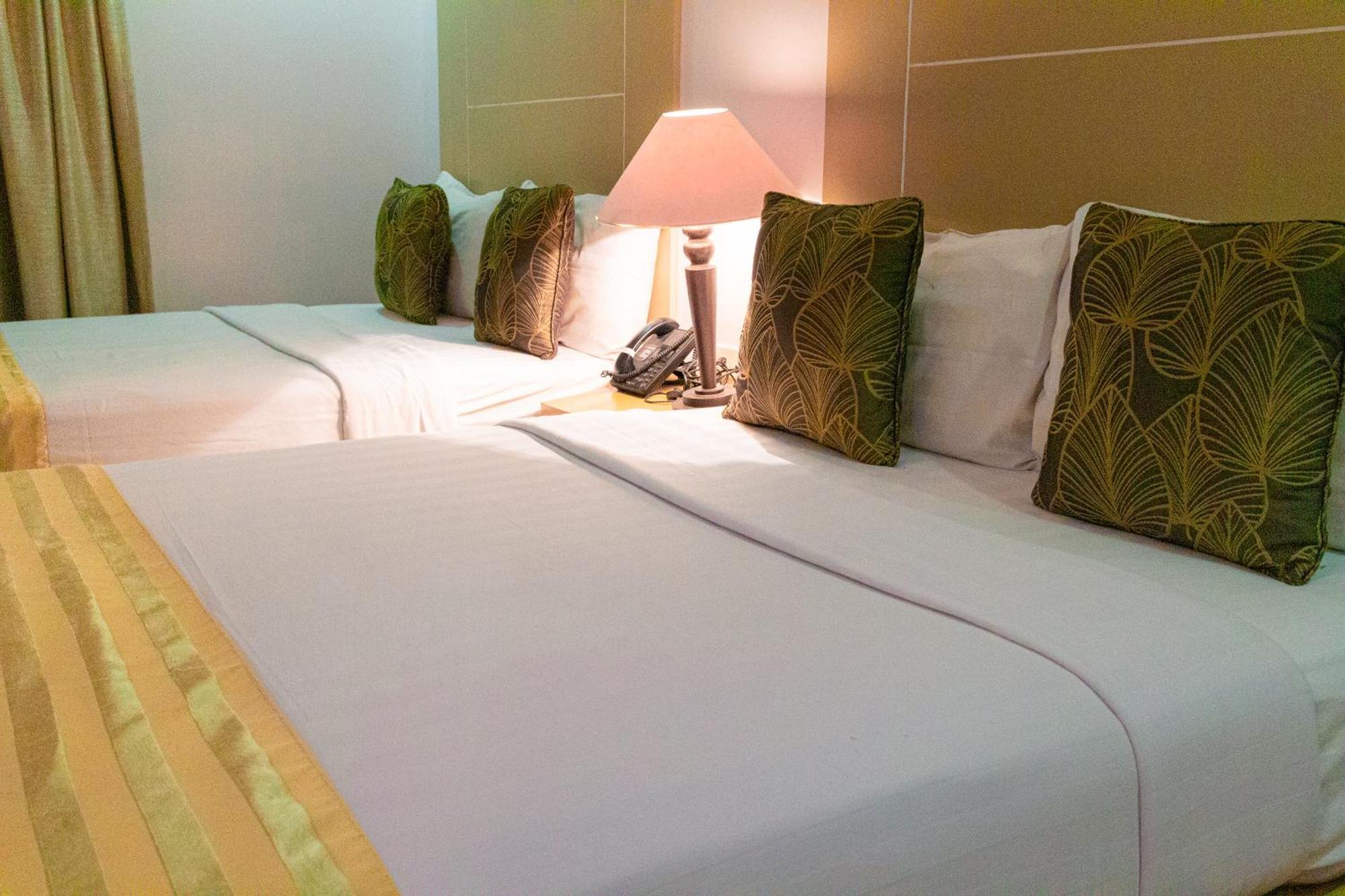 Azzurro Hotel Анхелес Екстер'єр фото