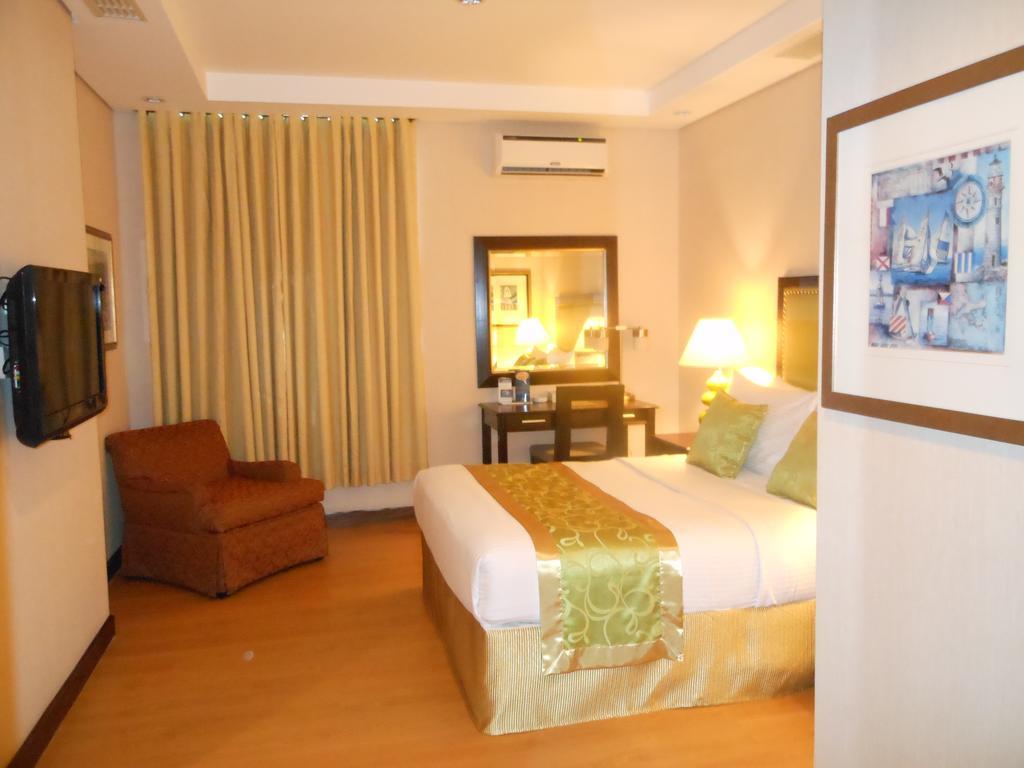Azzurro Hotel Анхелес Номер фото