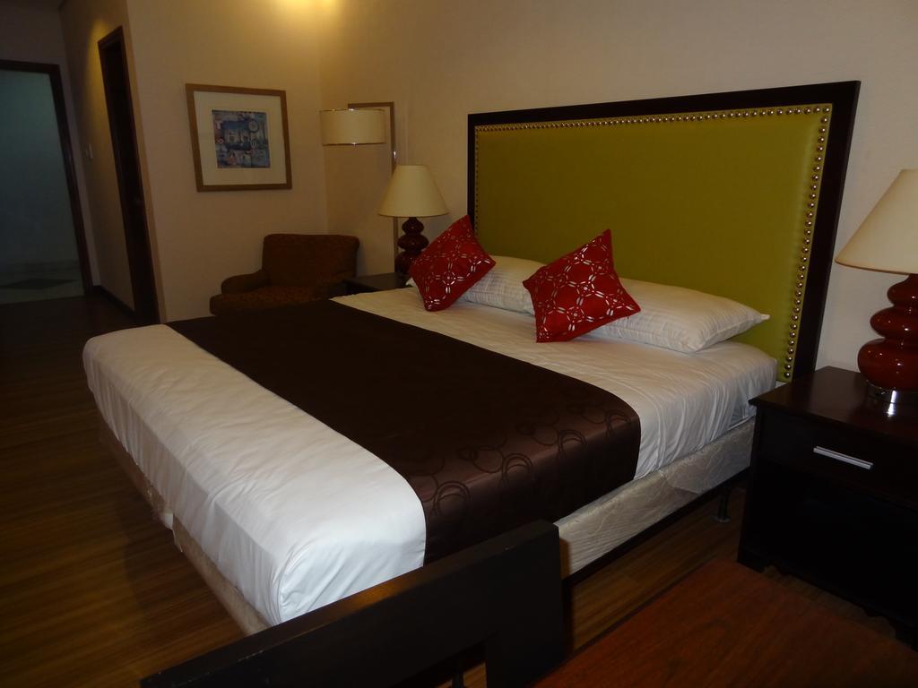 Azzurro Hotel Анхелес Номер фото